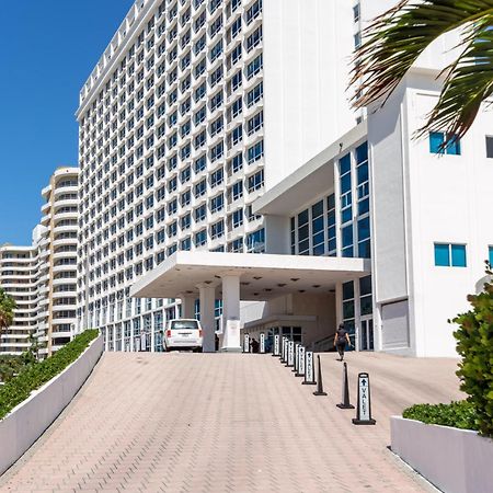 Girasole Rentals Suites Маями Бийч Екстериор снимка