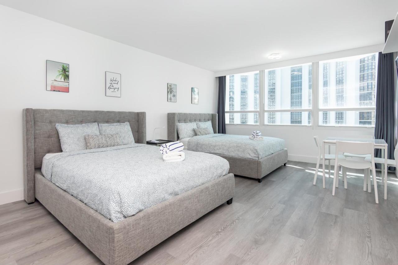 Girasole Rentals Suites Маями Бийч Екстериор снимка