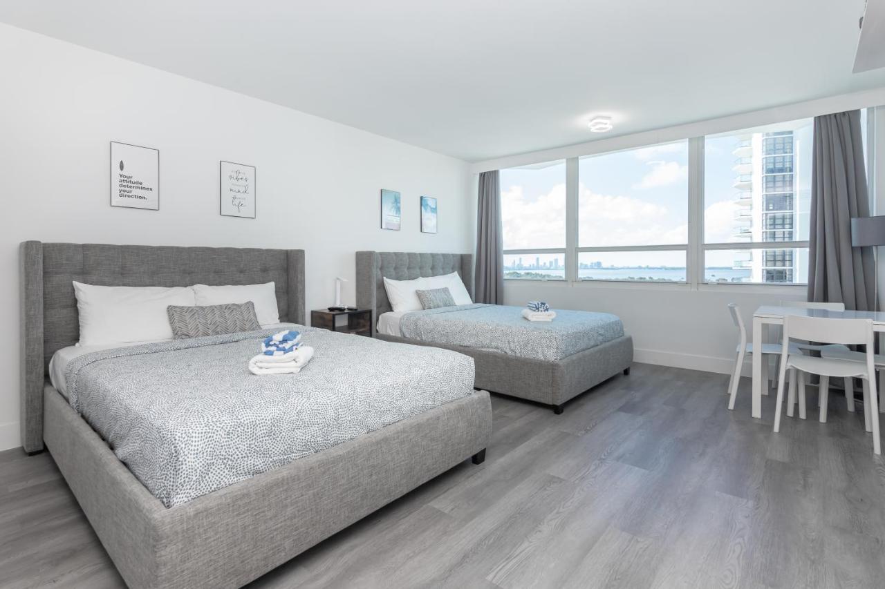 Girasole Rentals Suites Маями Бийч Екстериор снимка