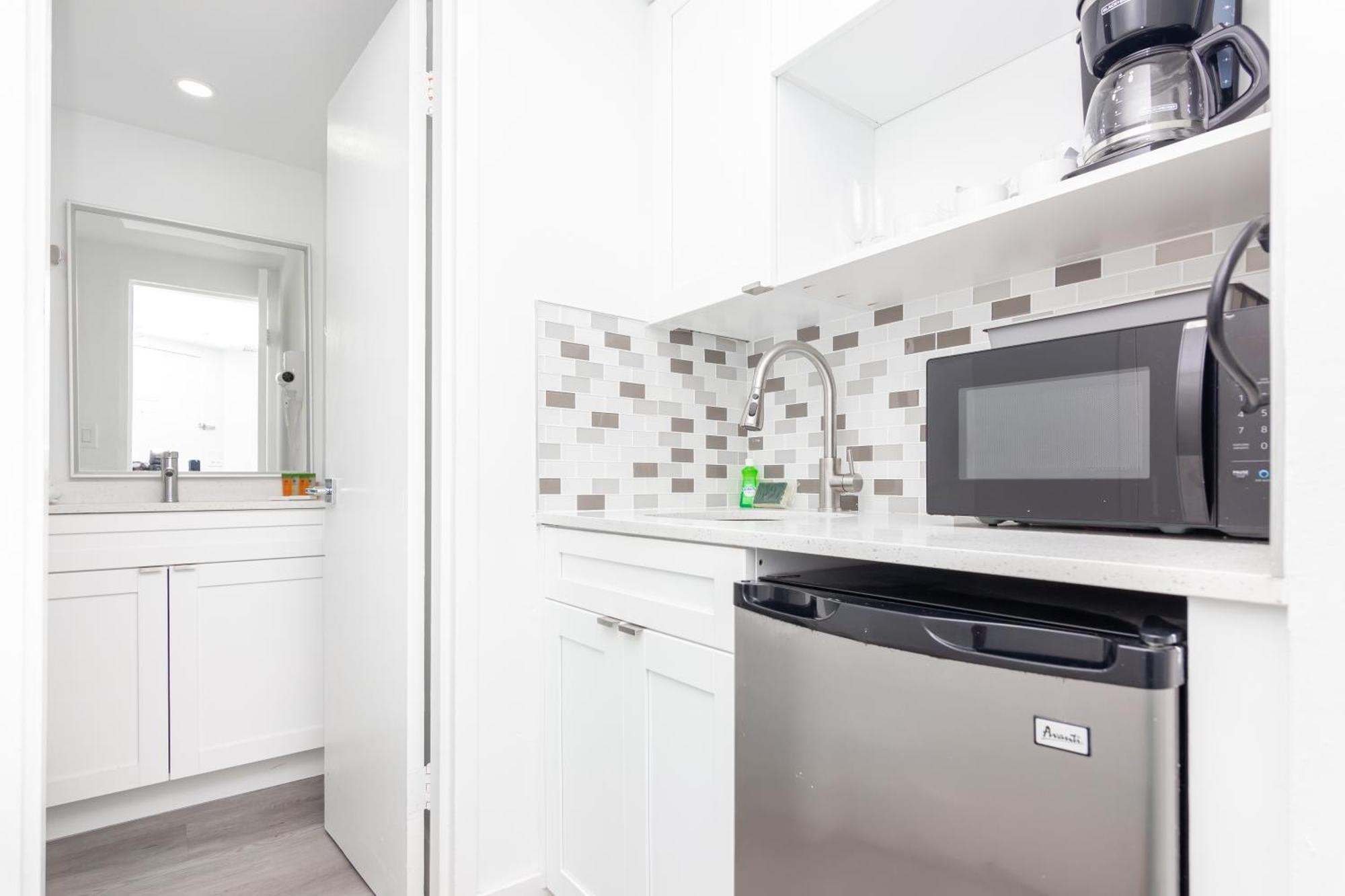 Girasole Rentals Suites Маями Бийч Стая снимка