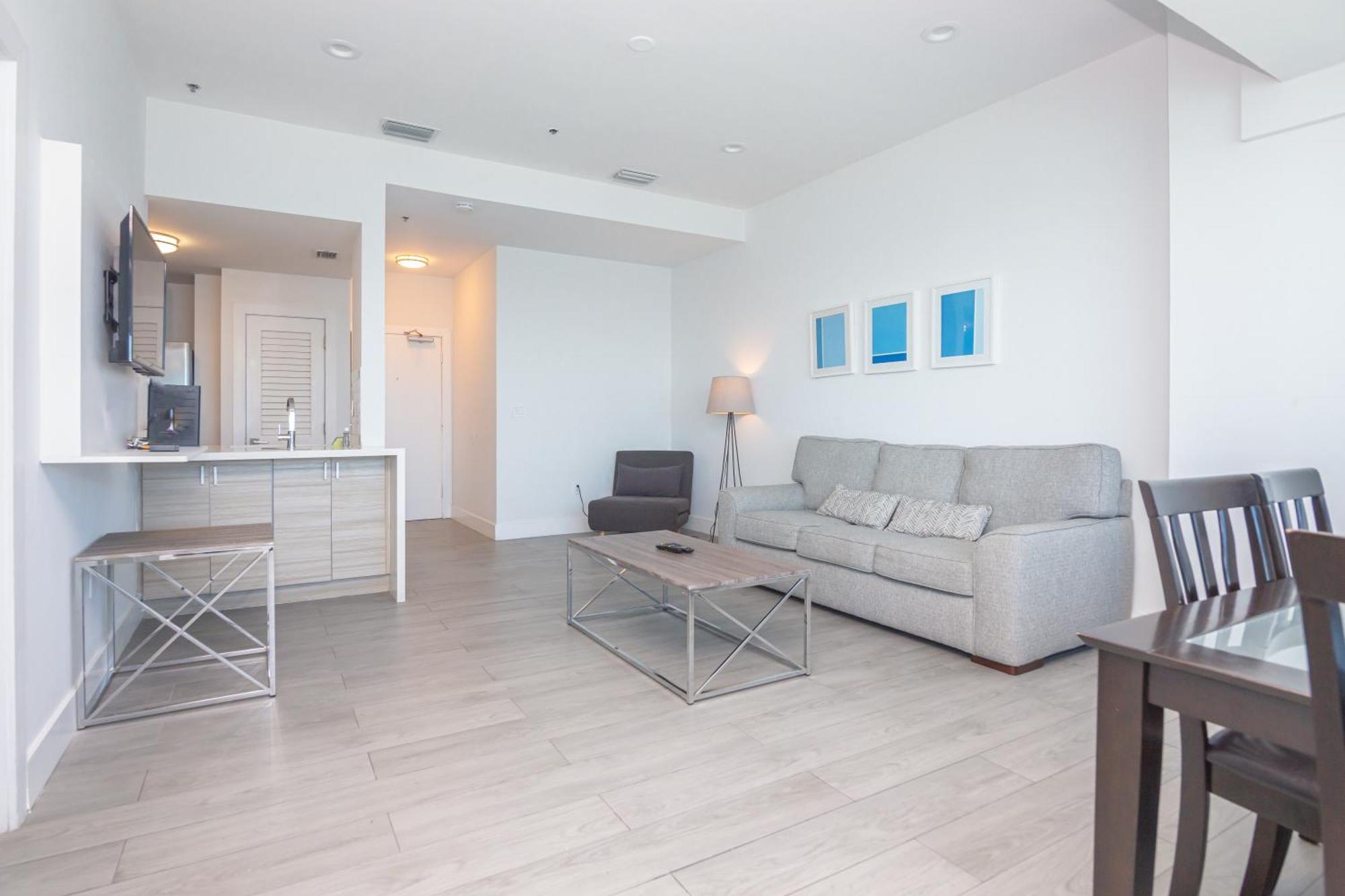 Girasole Rentals Suites Маями Бийч Стая снимка