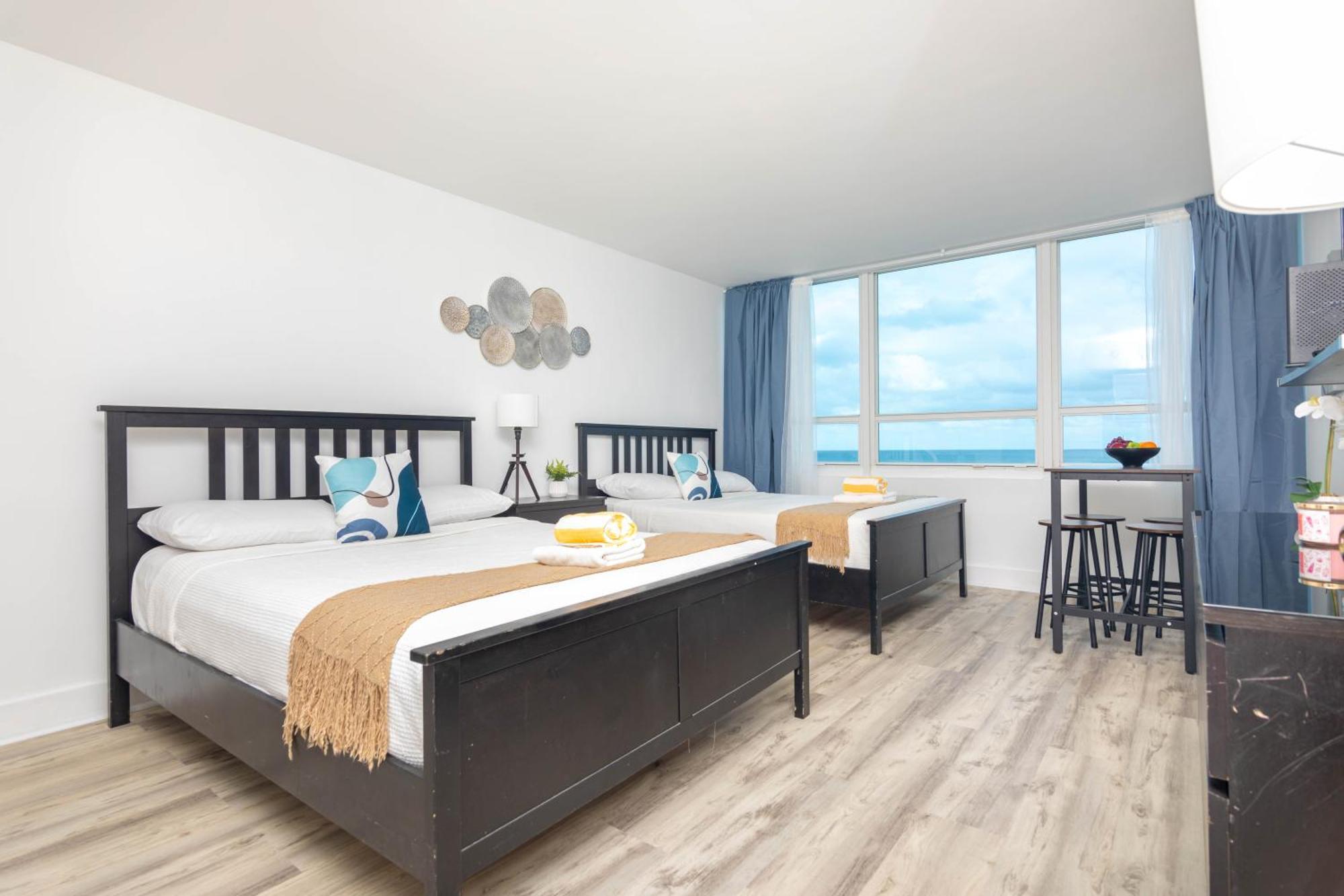 Girasole Rentals Suites Маями Бийч Стая снимка